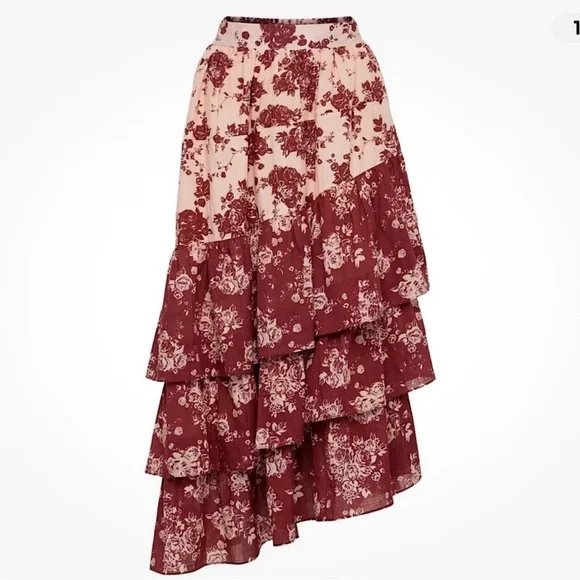 Asymmetrical Red and Pink Skirt - Picture 2 of 7